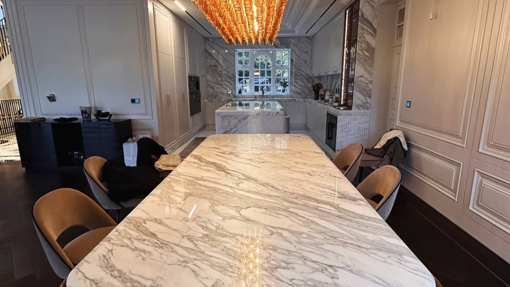 Best Materials for a Breakfast Bar Worktop - KML Worktops